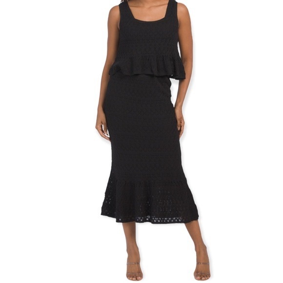 HOUSE OF HARLOW
Square Neck Crochet Cami Skirt Set - Picture 1 of 2